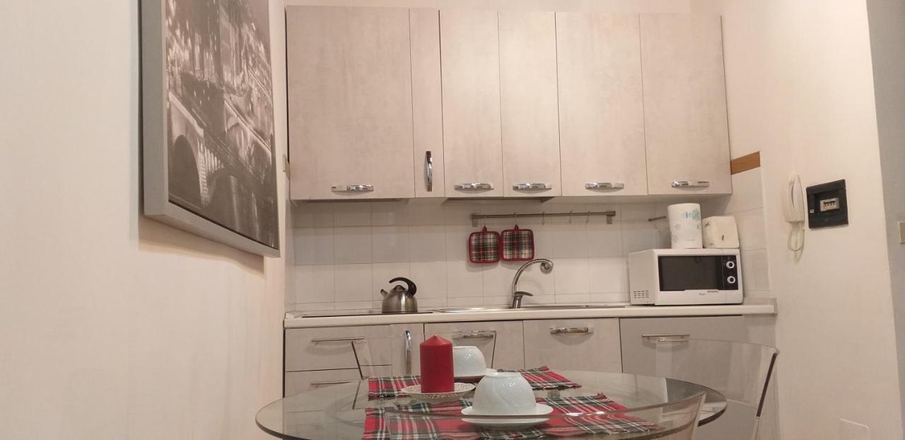 Cozy Navona Apartment Рим Екстер'єр фото