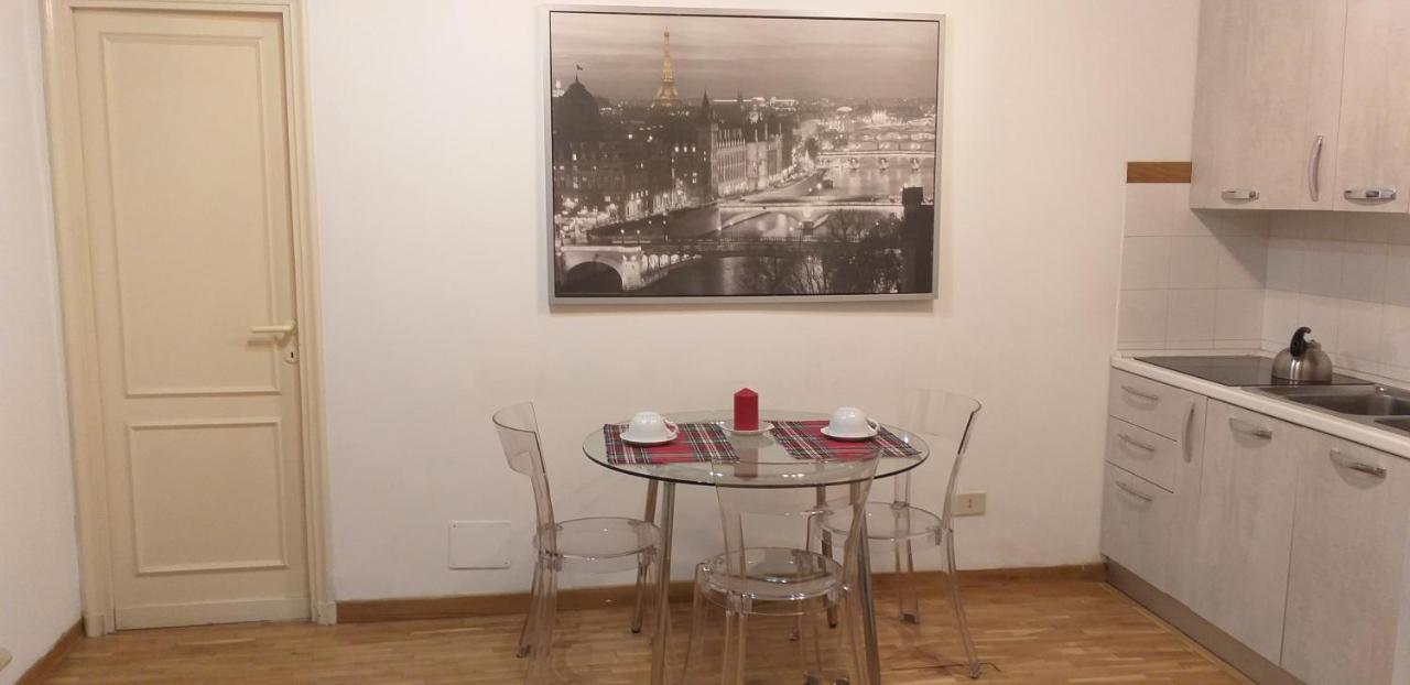 Cozy Navona Apartment Рим Екстер'єр фото