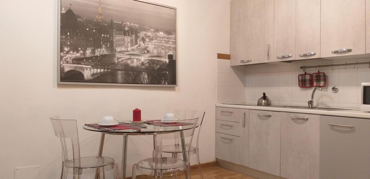 Cozy Navona Apartment Рим Екстер'єр фото