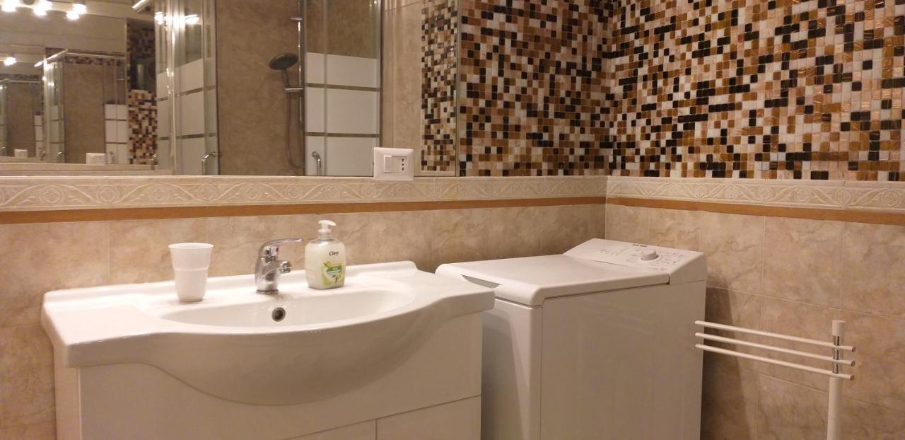 Cozy Navona Apartment Рим Екстер'єр фото
